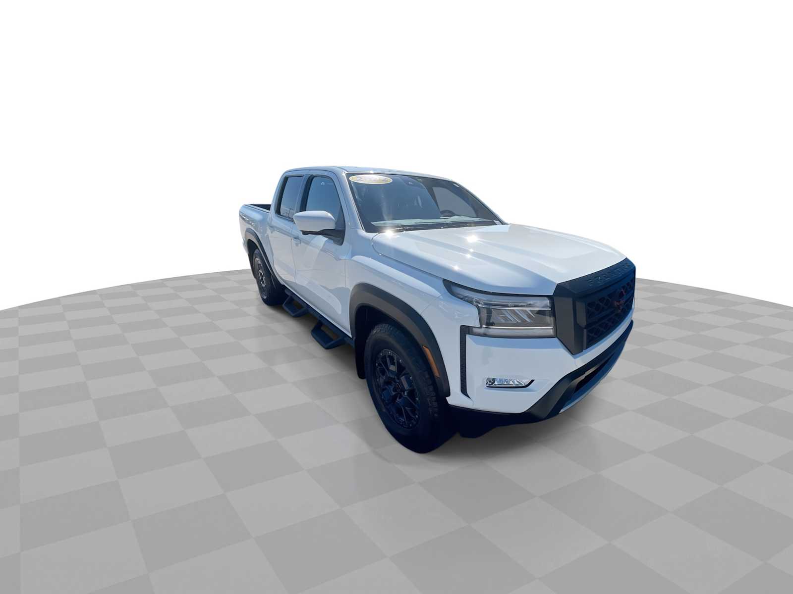 2022 Nissan Frontier Crew Cab PRO-X photo 2