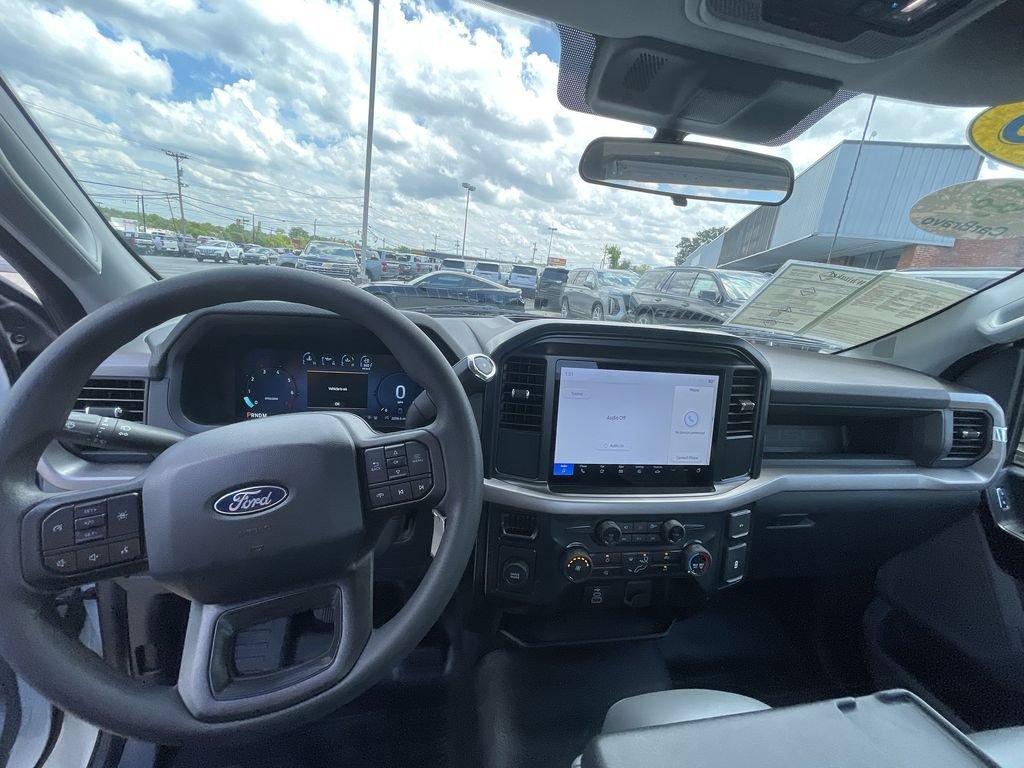 2025 Ford F-150 XL - Photo 11