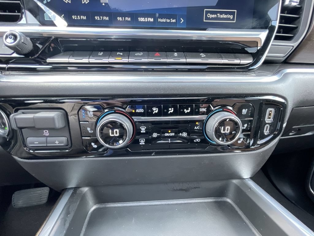 2025 Chevrolet Silverado 2500HD High Country - Photo 35