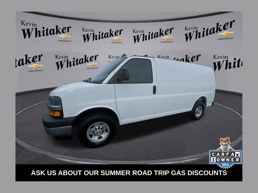 2025 Chevrolet Express 2500 Work Van HD's photo