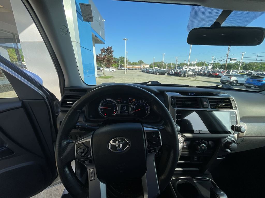 2018 Toyota 4Runner SR5 - Photo 11