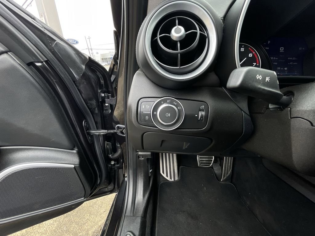 2020 Alfa Romeo Giulia Ti Lusso - Photo 18