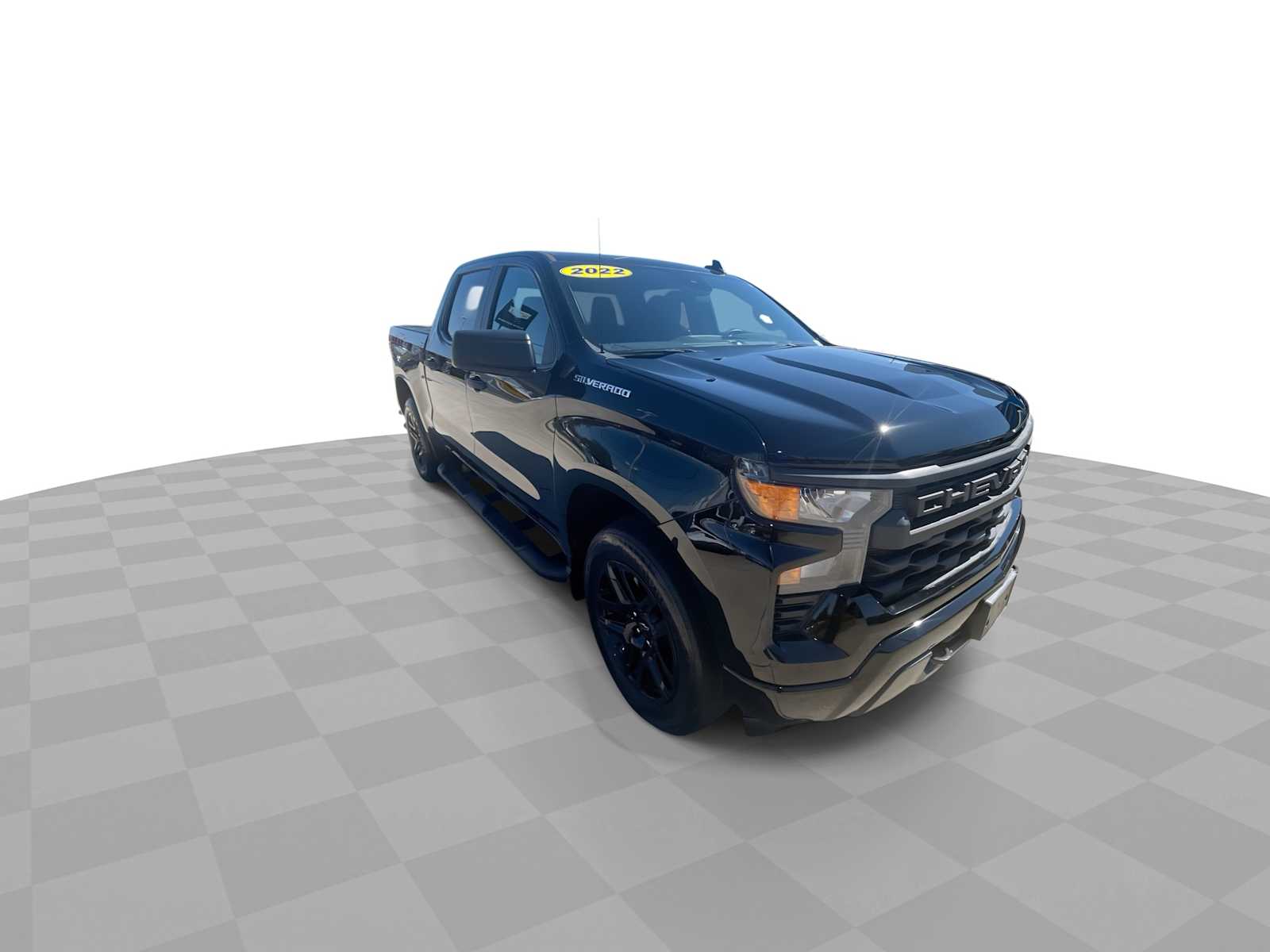 2022 Chevrolet Silverado 1500 Custom photo 2