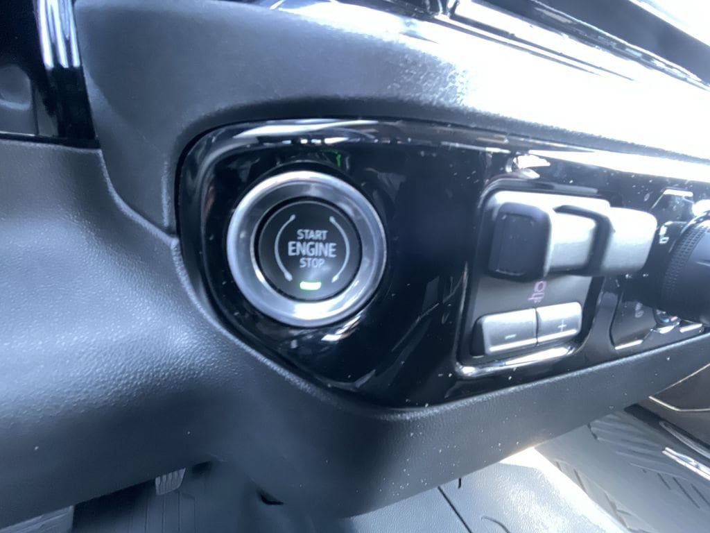 2024 Chevrolet Silverado 1500 RST - Photo 17