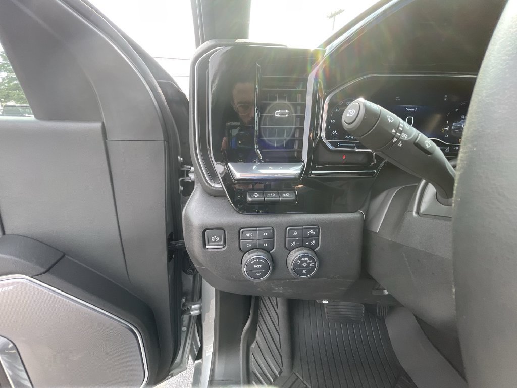2025 Chevrolet Silverado 2500HD High Country - Photo 18