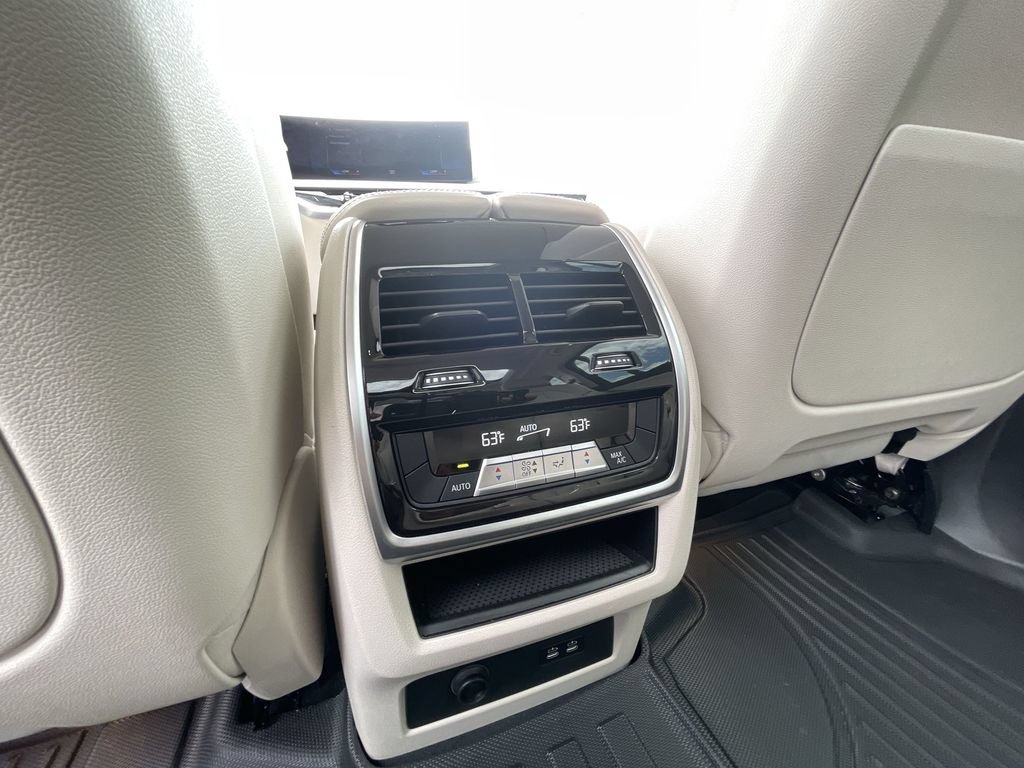 2023 BMW X7 40i - Photo 21