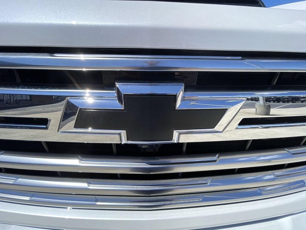 2025 Chevrolet Silverado 2500HD High Country - Photo 31