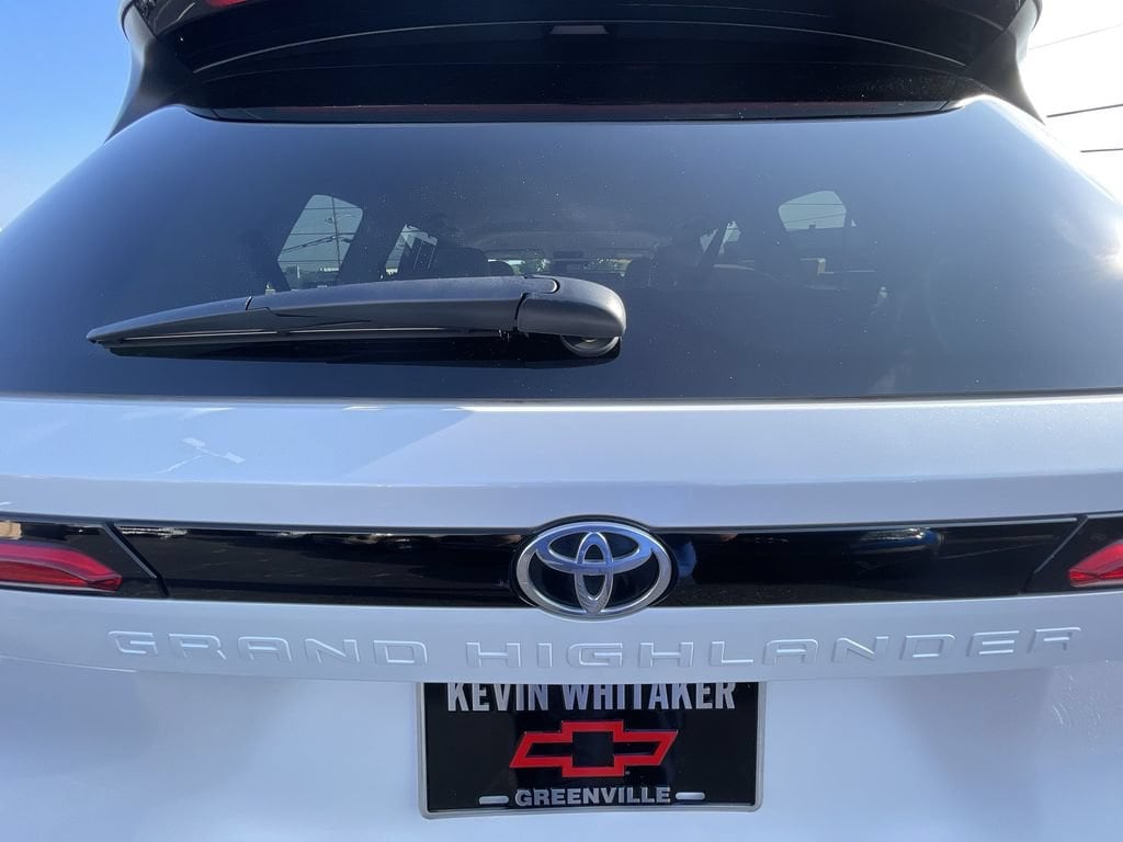 2024 Toyota Grand Highlander Limited - Photo 32