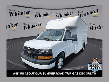 2022 Chevrolet Express Cutaway 3500 Work Van Cutaway Van