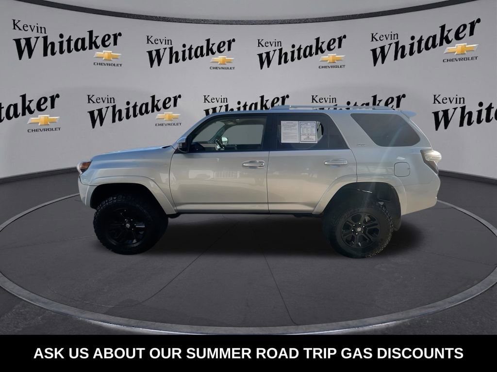 2018 Toyota 4Runner SR5 - Photo 6