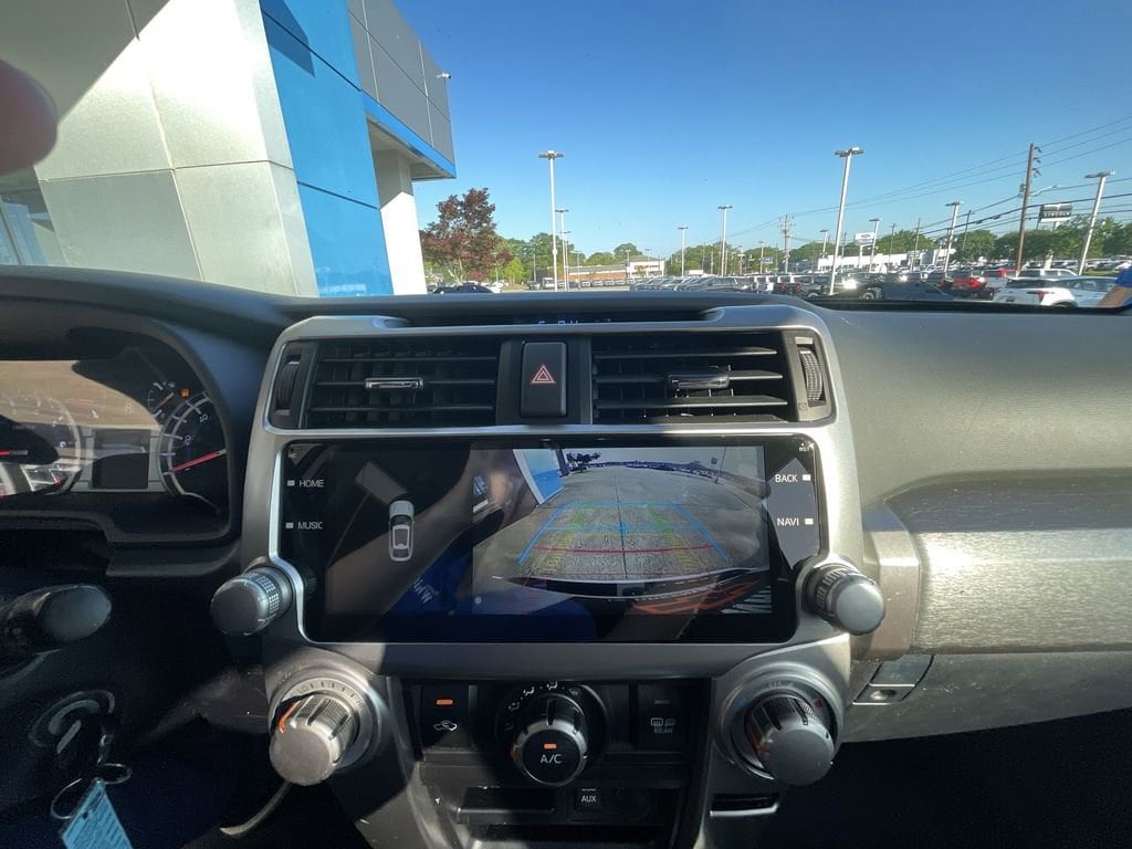 2018 Toyota 4Runner SR5 - Photo 15
