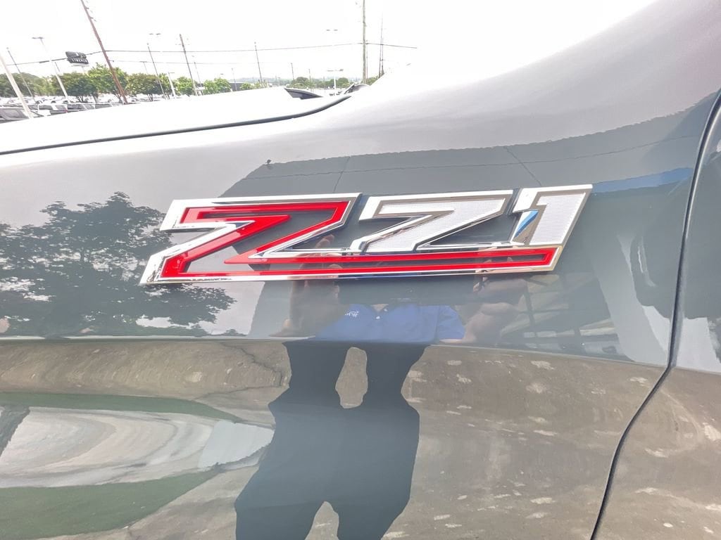 Photo 33