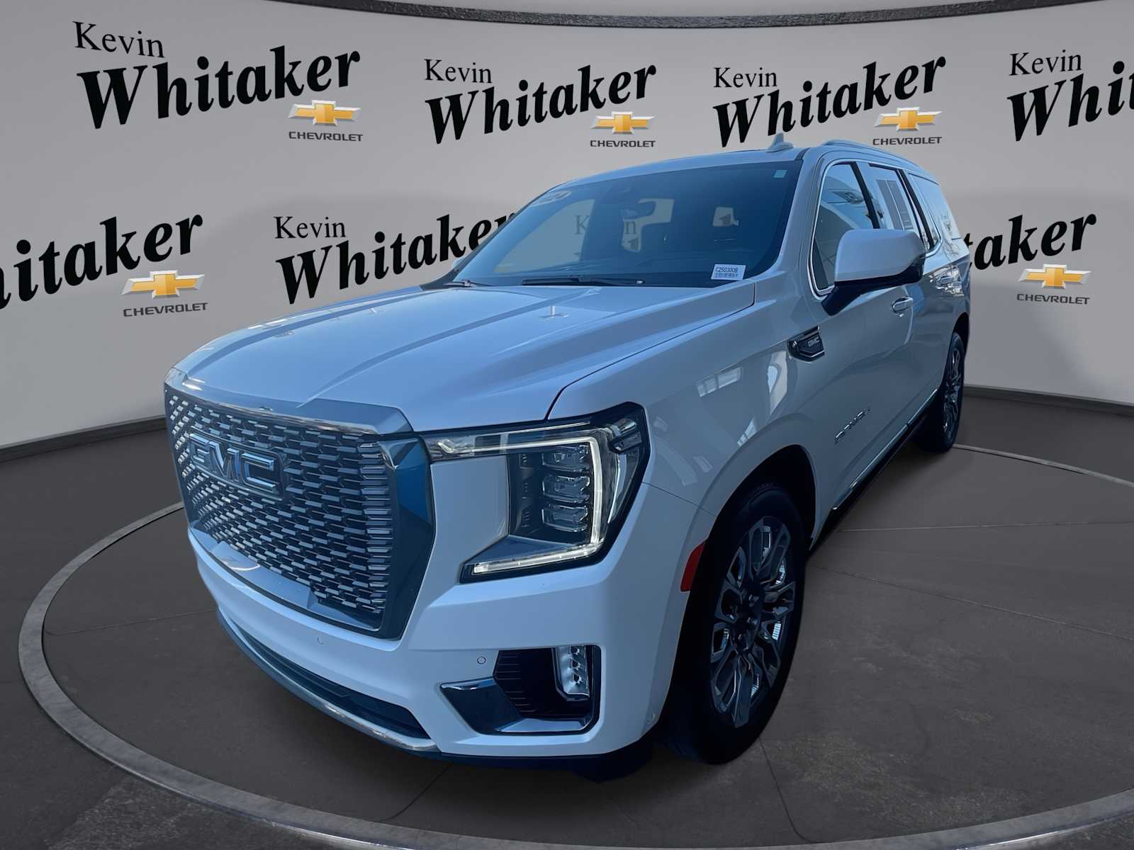 2024 GMC Yukon Denali Ultimate's photo