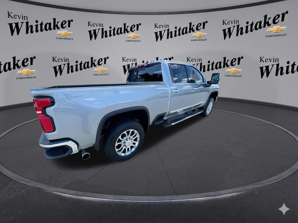 2026 Chevrolet Silverado 2500HD LTZ - Photo 9