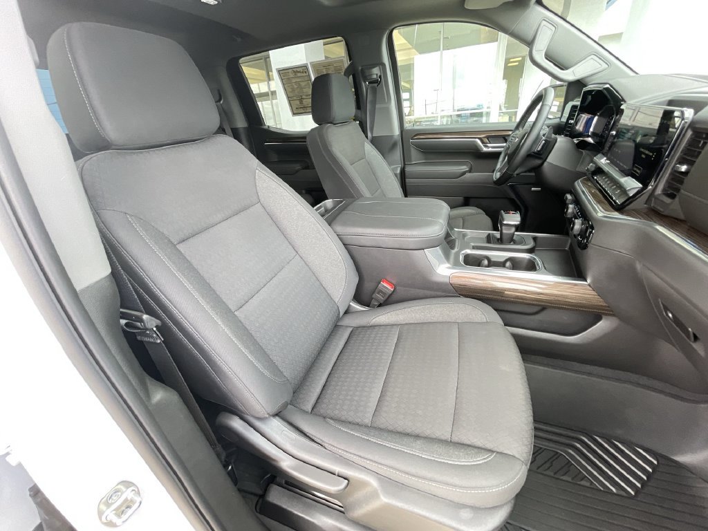 2025 Chevrolet Silverado 1500 LT Trail Boss - Photo 28
