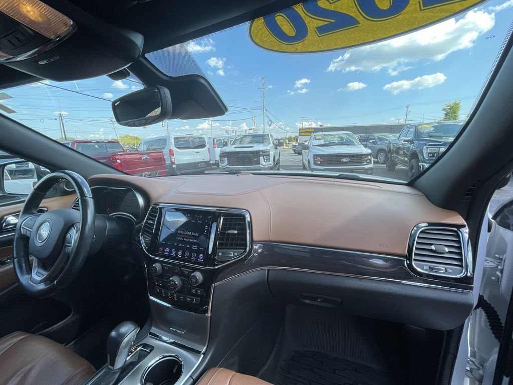 2020 Jeep Grand Cherokee Overland - Photo 30