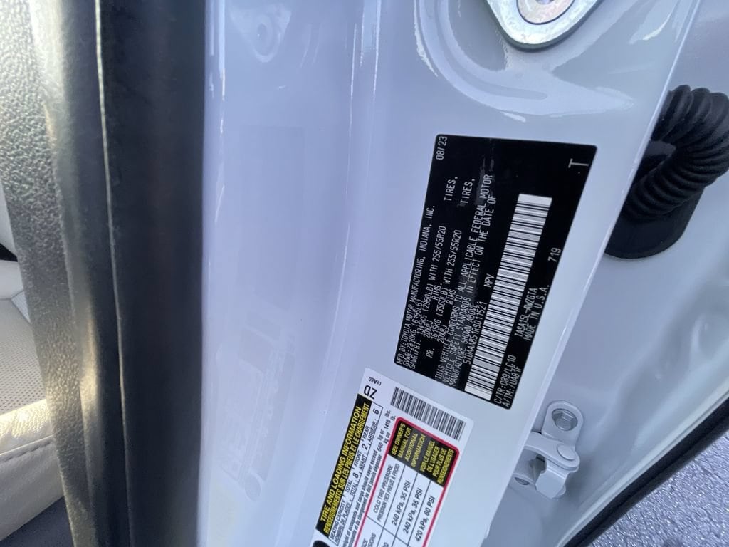 2024 Toyota Grand Highlander Limited - Photo 34