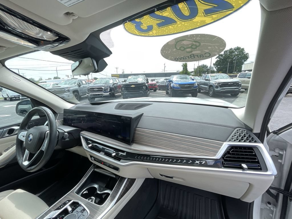 2023 BMW X7 40i - Photo 29