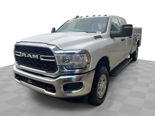 2024 Ram 2500 Tradesman Crew Cab 4x4 8 Box Truck