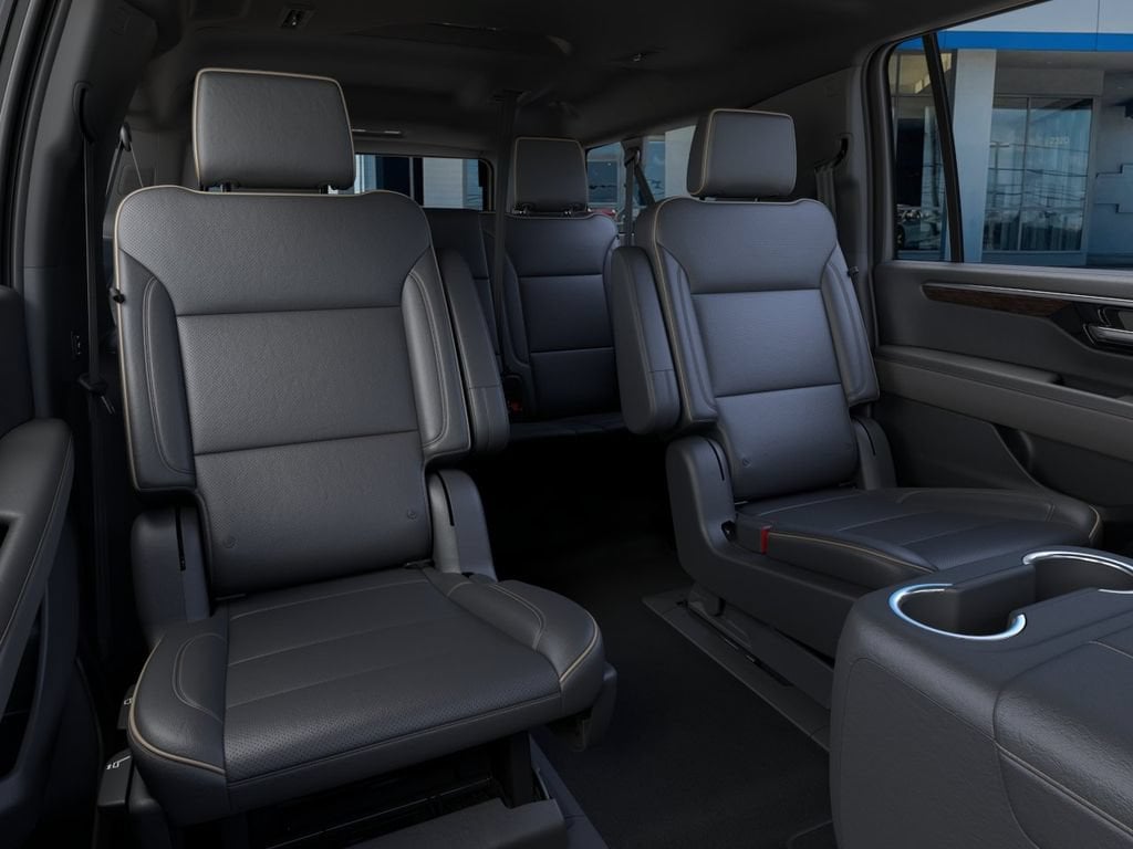 2026 Chevrolet Suburban Premier - Photo 16
