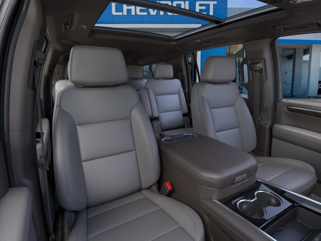 2026 Chevrolet Suburban LT - Photo 16