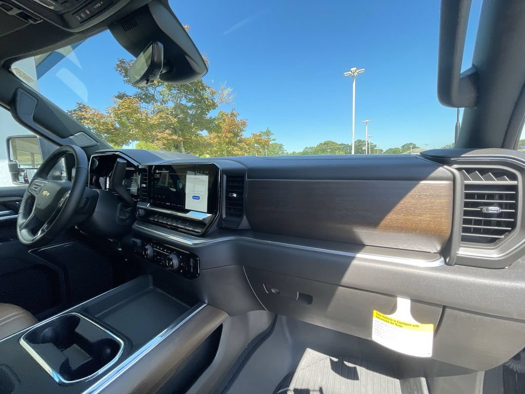 2025 Chevrolet Silverado 2500HD High Country - Photo 30