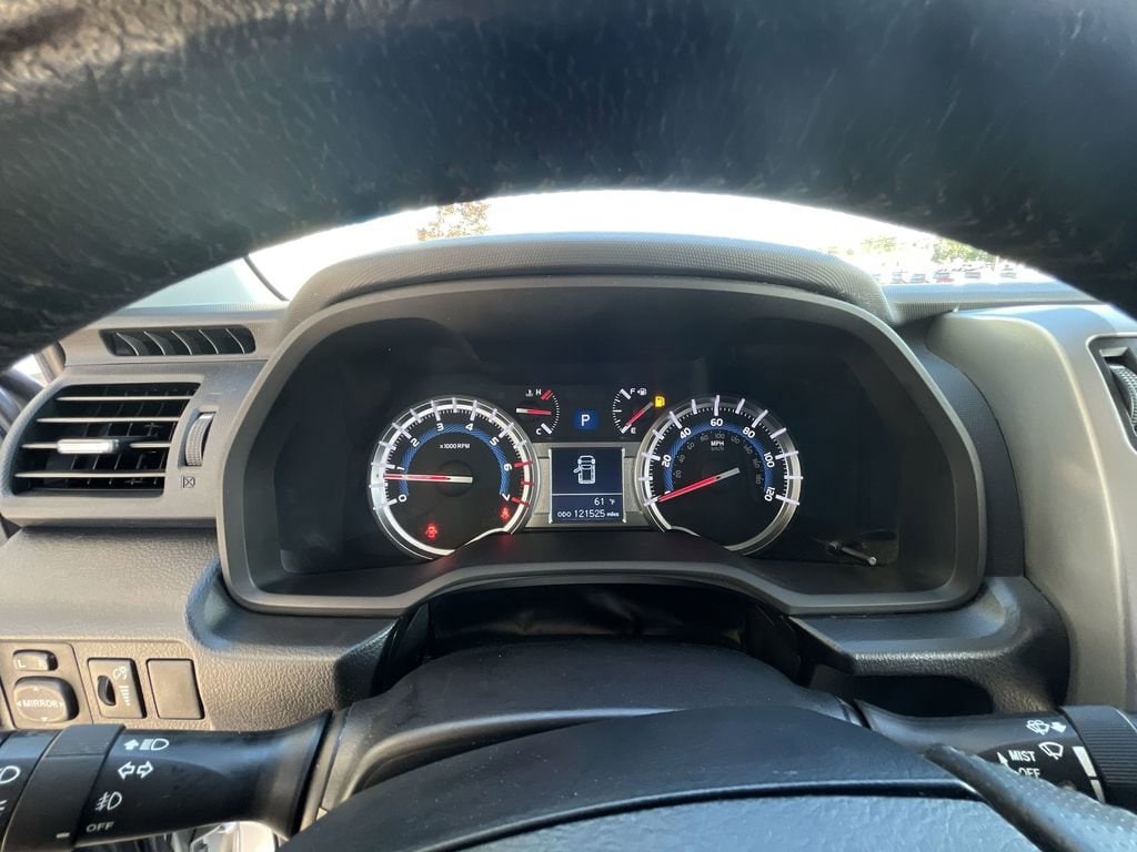 2018 Toyota 4Runner SR5 - Photo 12