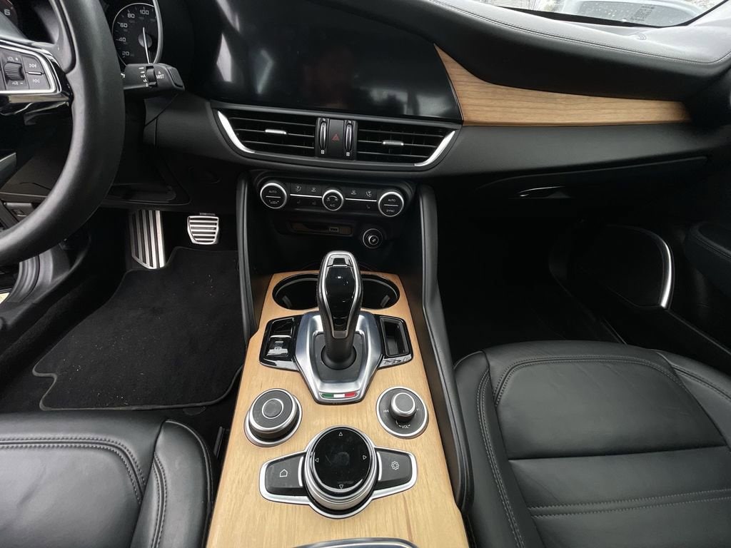 2020 Alfa Romeo Giulia Ti Lusso - Photo 35
