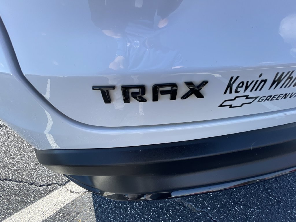 2024 Chevrolet Trax RS - Photo 32