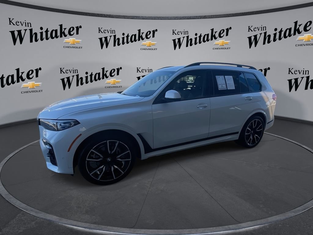 2022 BMW X7 xDrive40i's photo