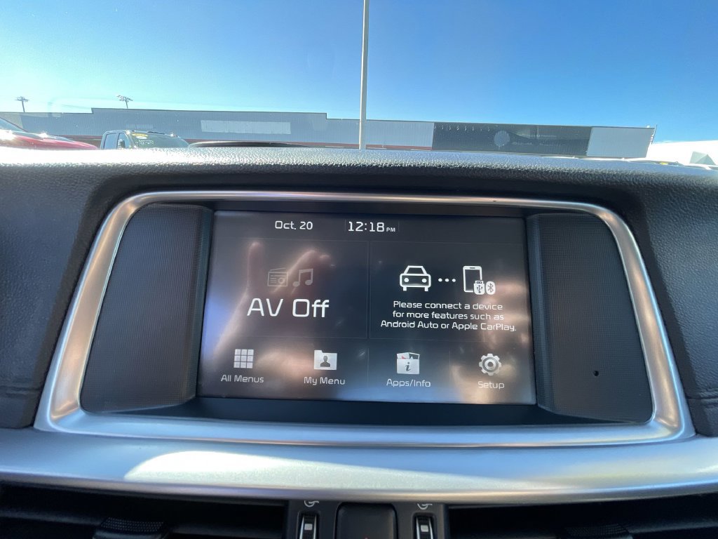2020 Kia Optima SE - Photo 14
