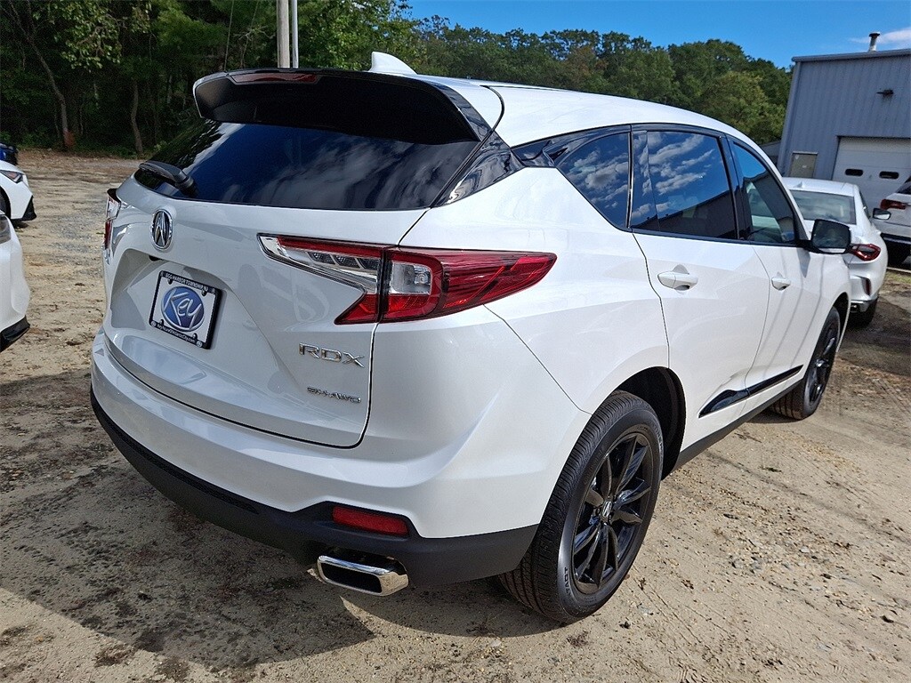 2025 Acura RDX photo 2