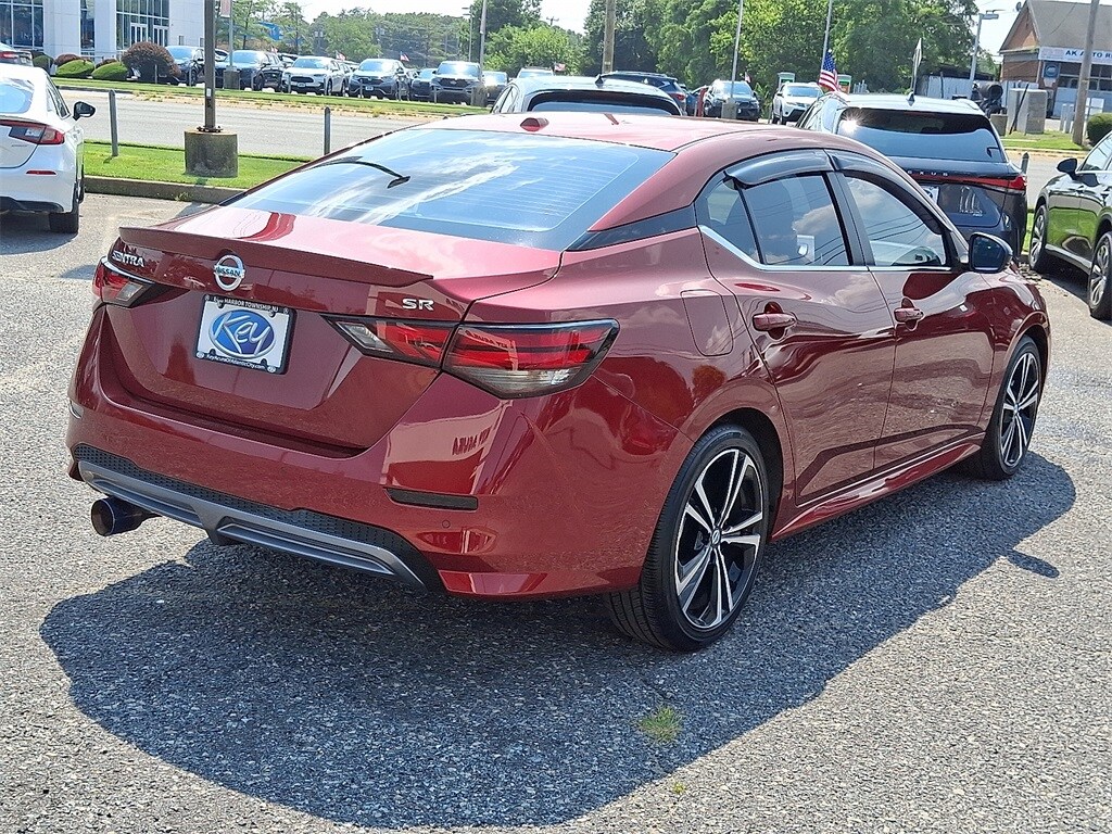 2023 Nissan Sentra SR photo 4