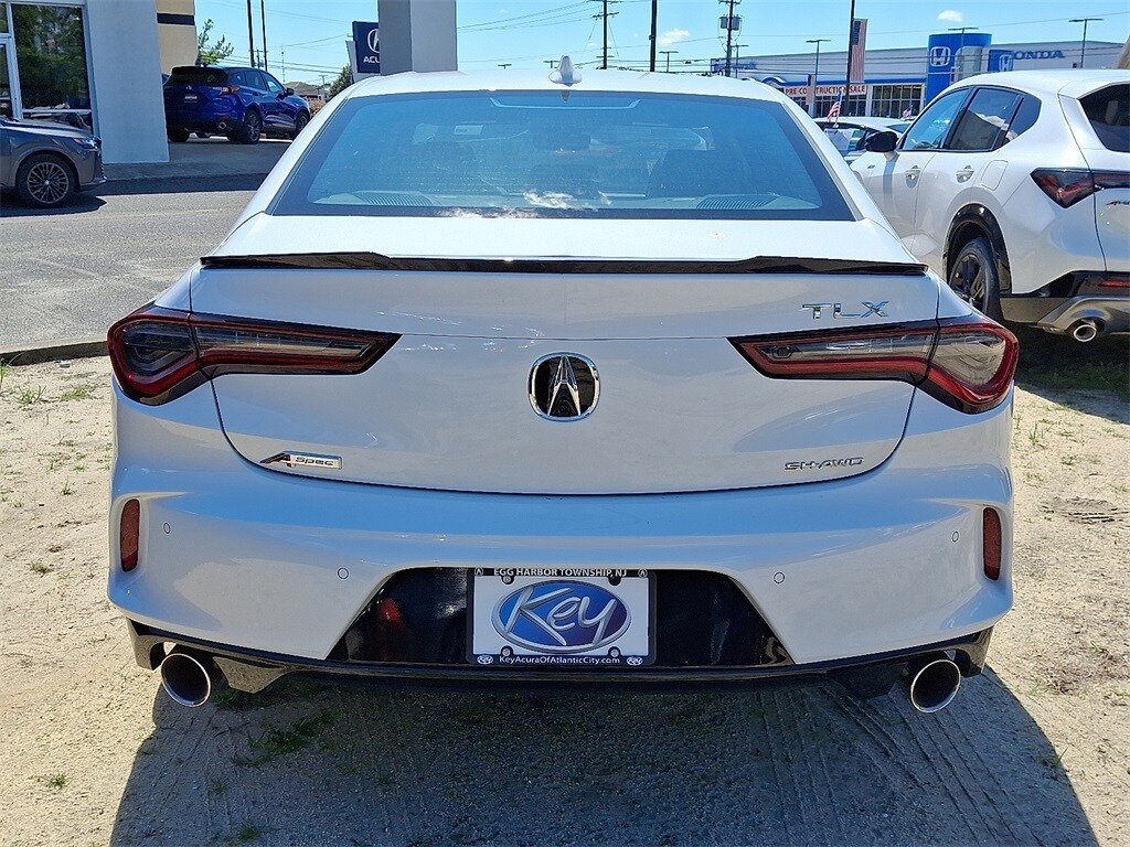 2025 Acura TLX SH-AWD A-Spec photo 4