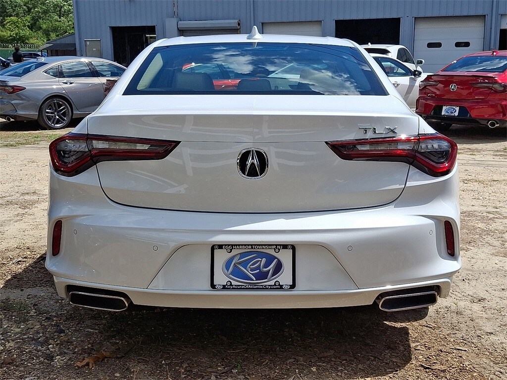 2025 Acura TLX Technology photo 4
