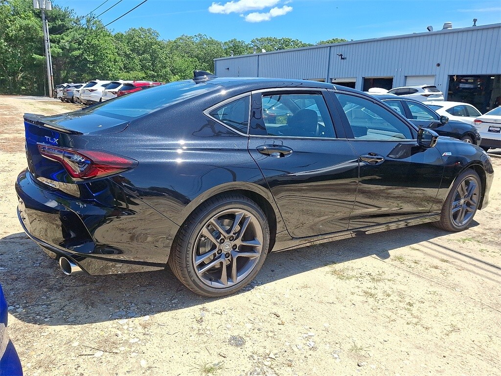 2025 Acura TLX SH-AWD A-Spec photo 3