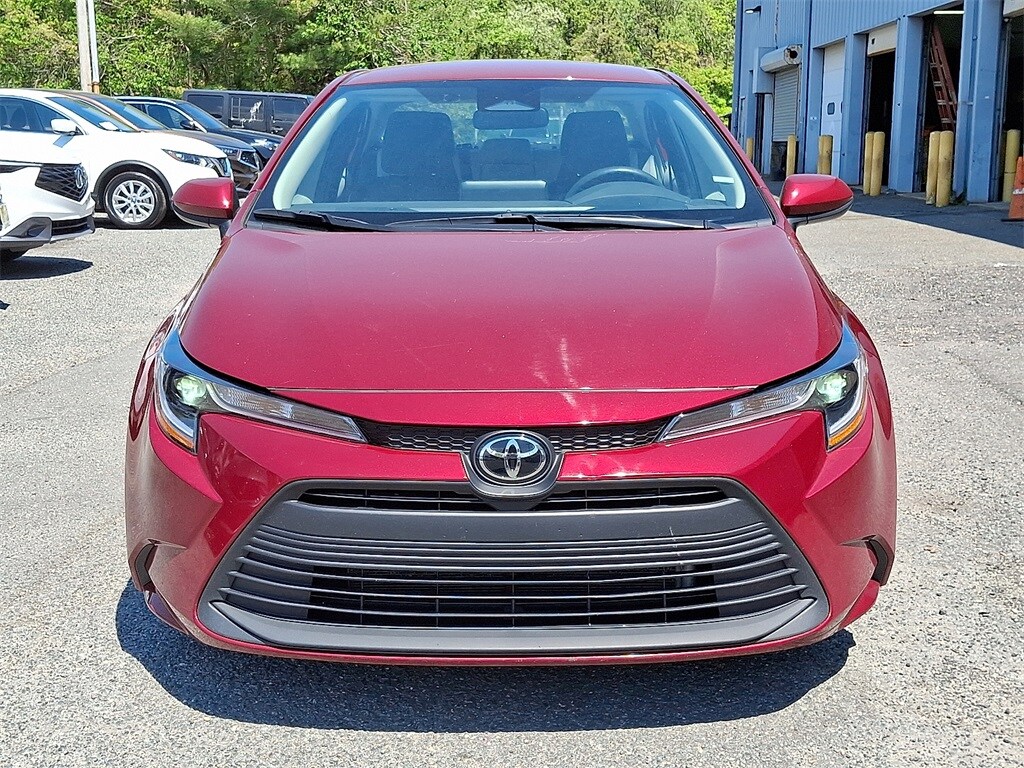 2024 Toyota Corolla LE photo 2