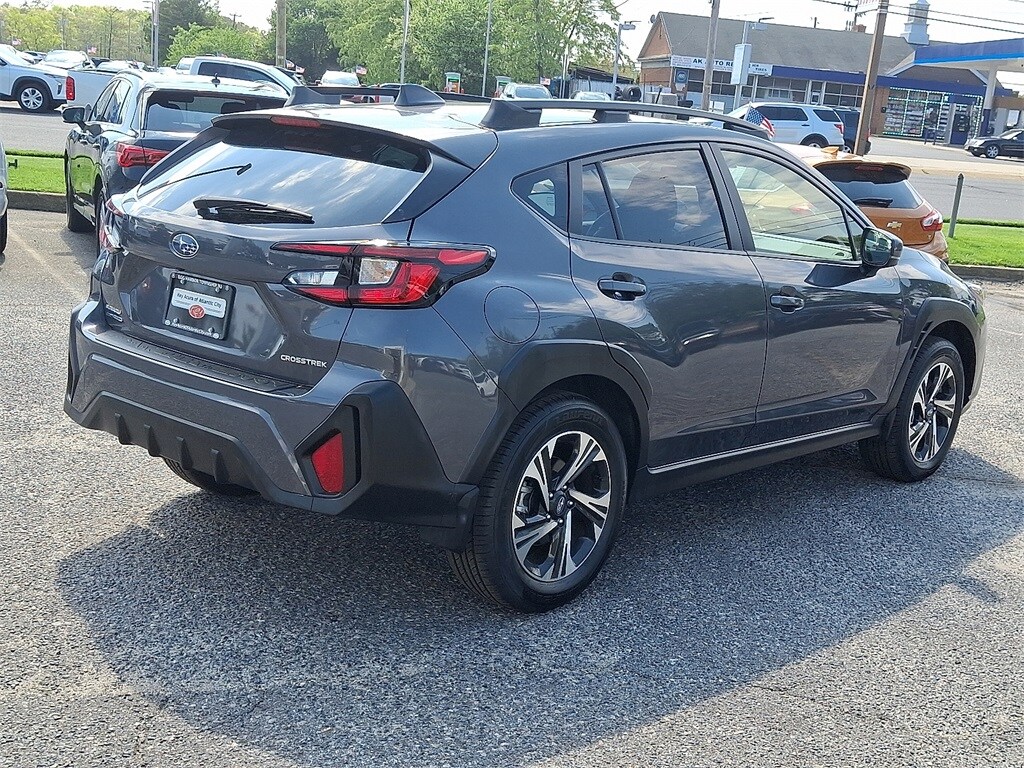 2024 Subaru Crosstrek Premium photo 4