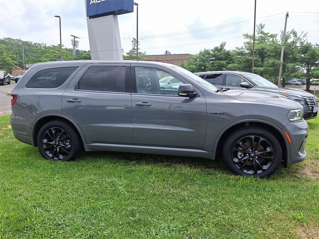2022 Dodge Durango R/T photo 3