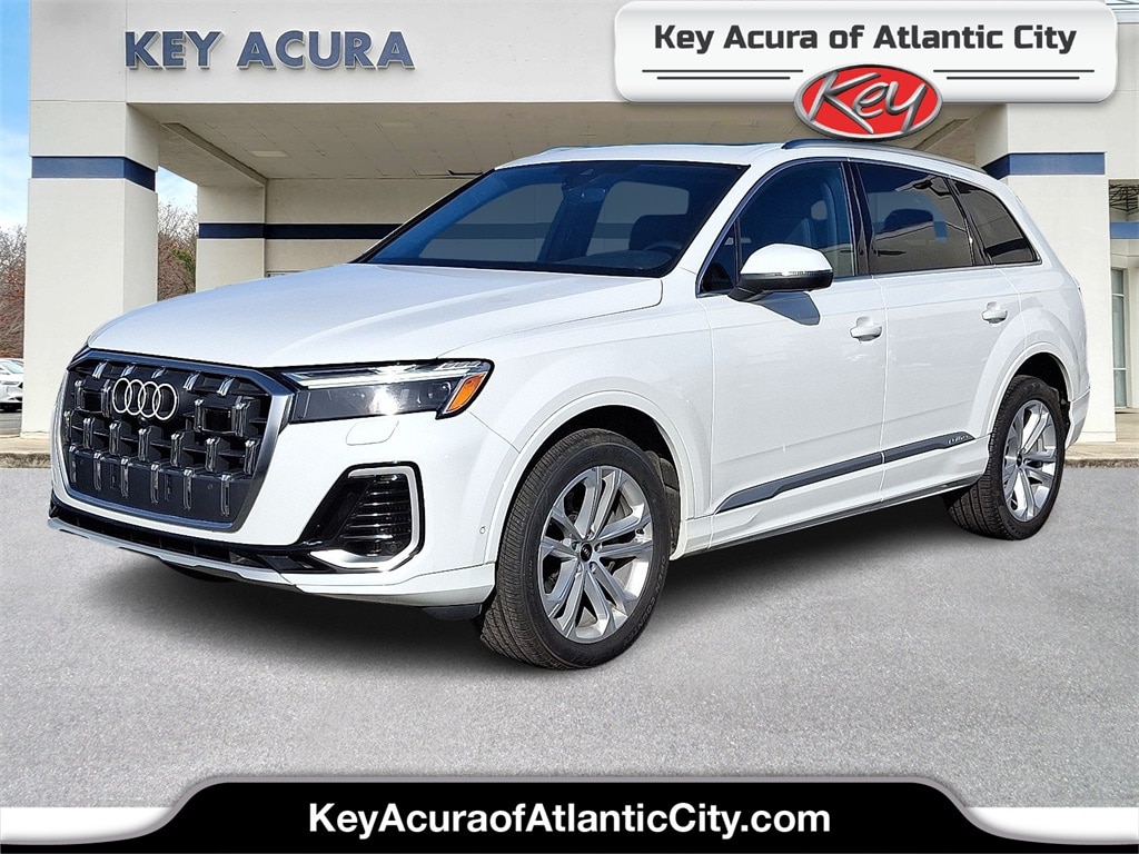 2025 Audi Q7 Premium Plus's photo