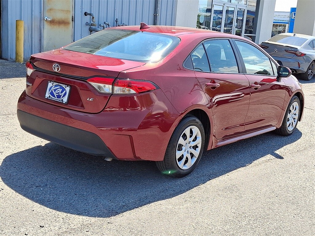 2024 Toyota Corolla LE photo 4