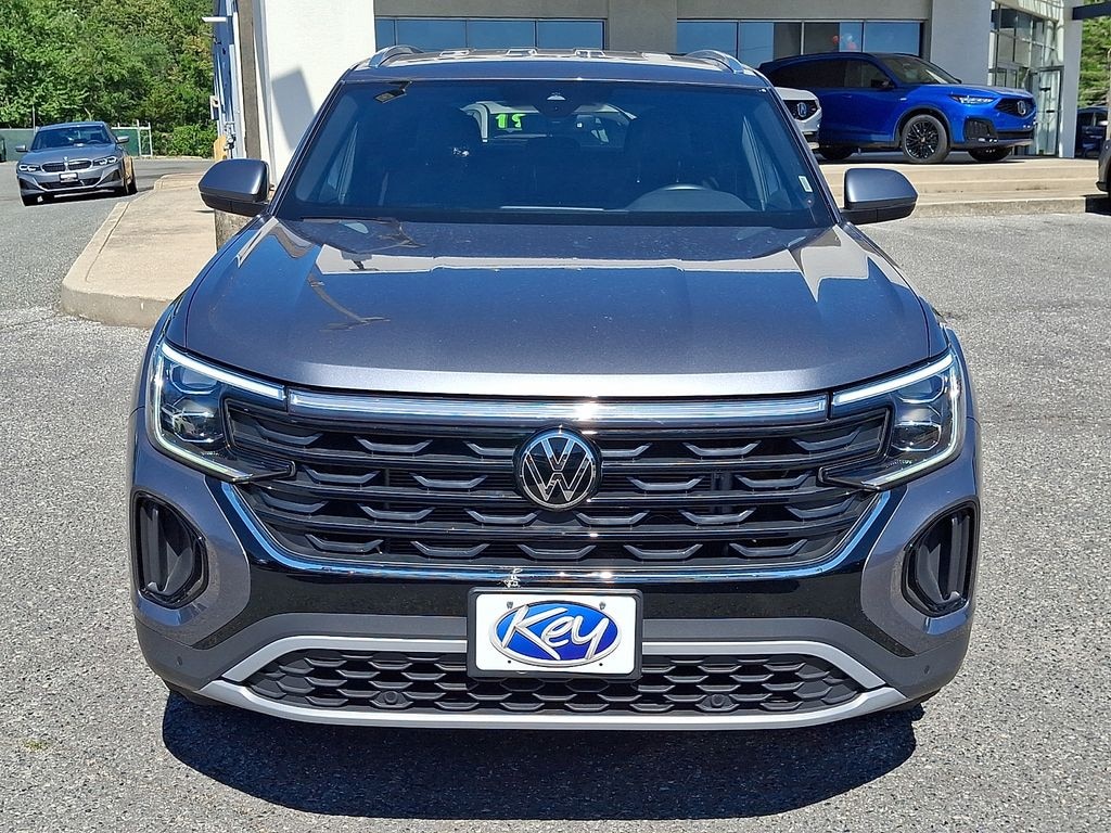 Used 2024 Volkswagen Atlas Cross Sport 2.0T SE w/Technology SUV