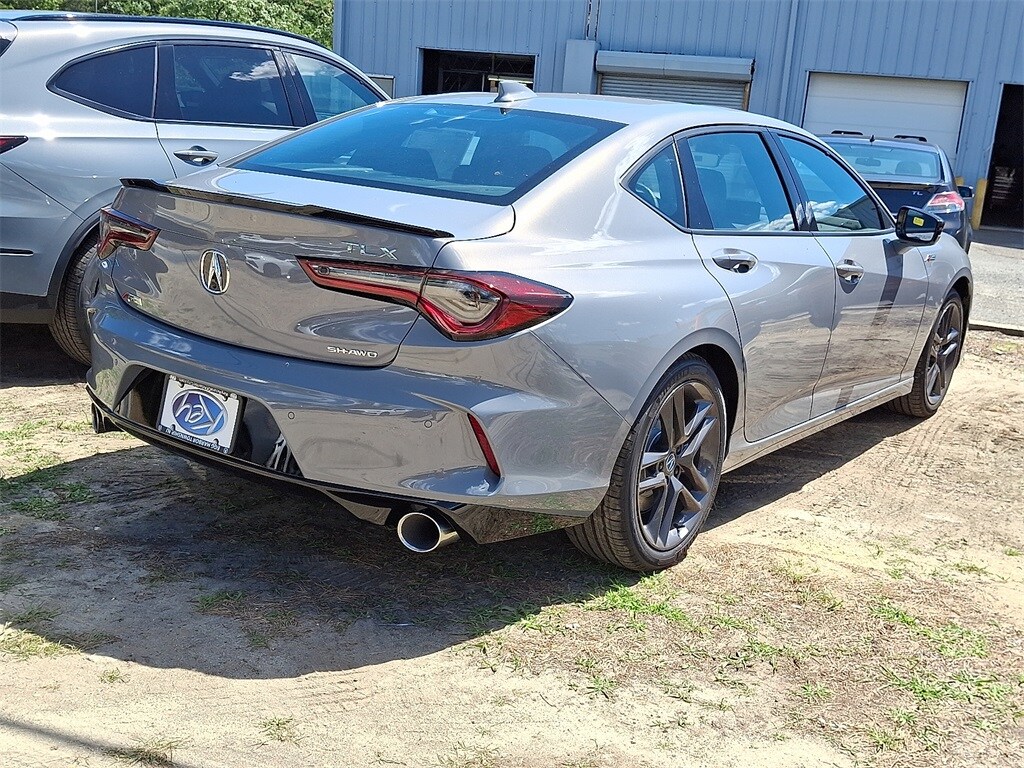 2025 Acura TLX SH-AWD A-Spec photo 3