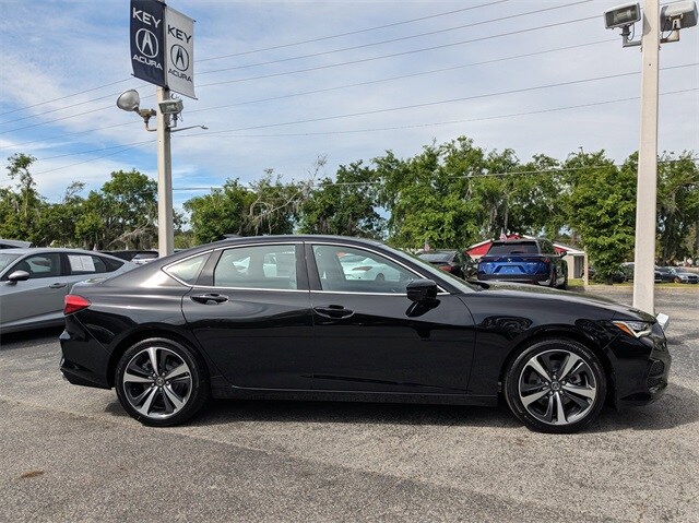 2025 Acura TLX Technology photo 4