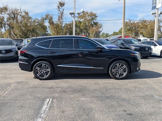 2025 Acura MDX SH-AWD Advance photo 3