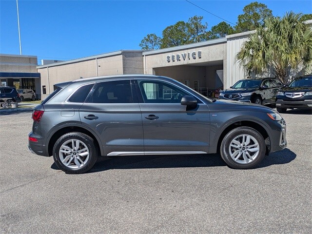 2022 Audi Q5 45 S line Premium photo 2