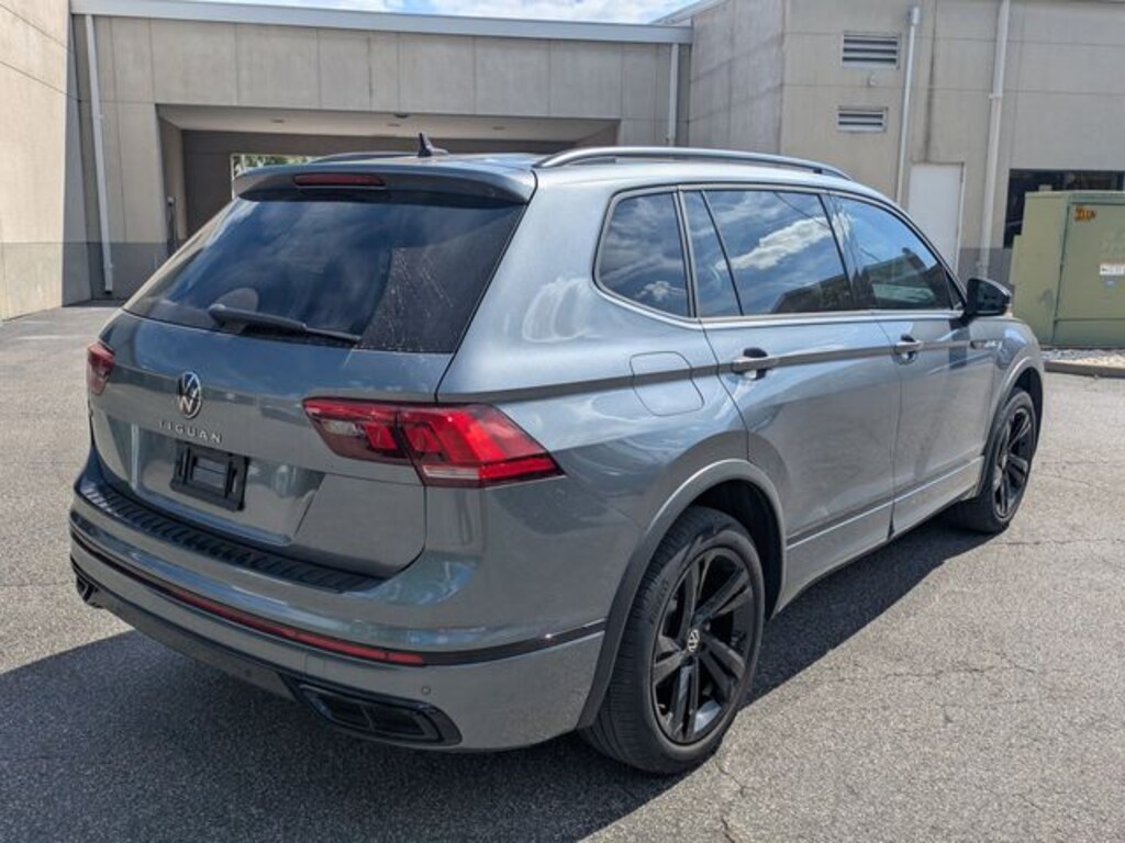 Used 2023 Volkswagen Tiguan 2.0T SE R-Line Black SUV