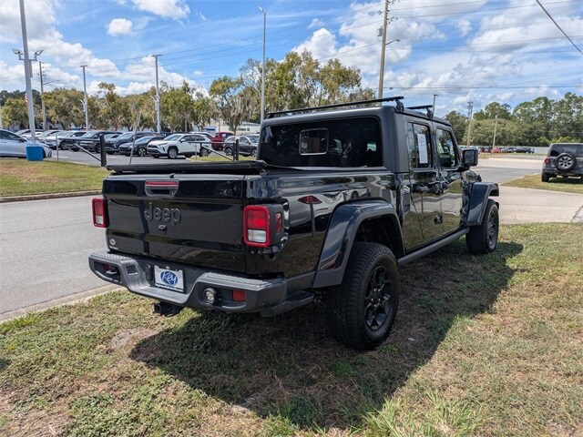2023 Jeep Gladiator Willys photo 4