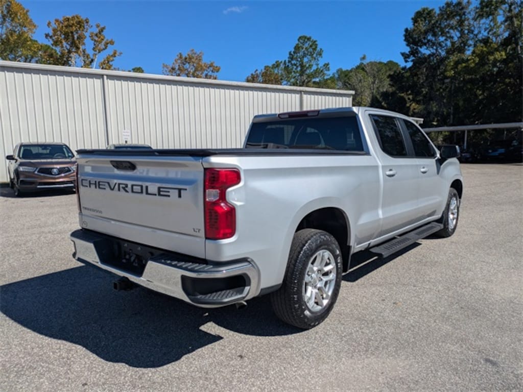 Used 2022 Chevrolet Silverado 1500 LT w/1LT Truck Crew Cab