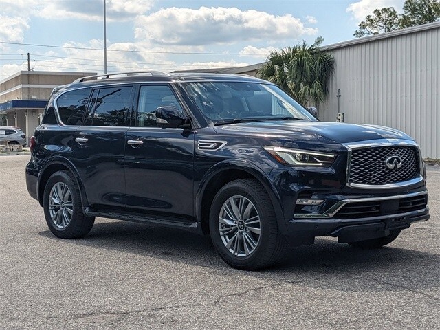 2024 Infiniti QX80 Luxe photo 2